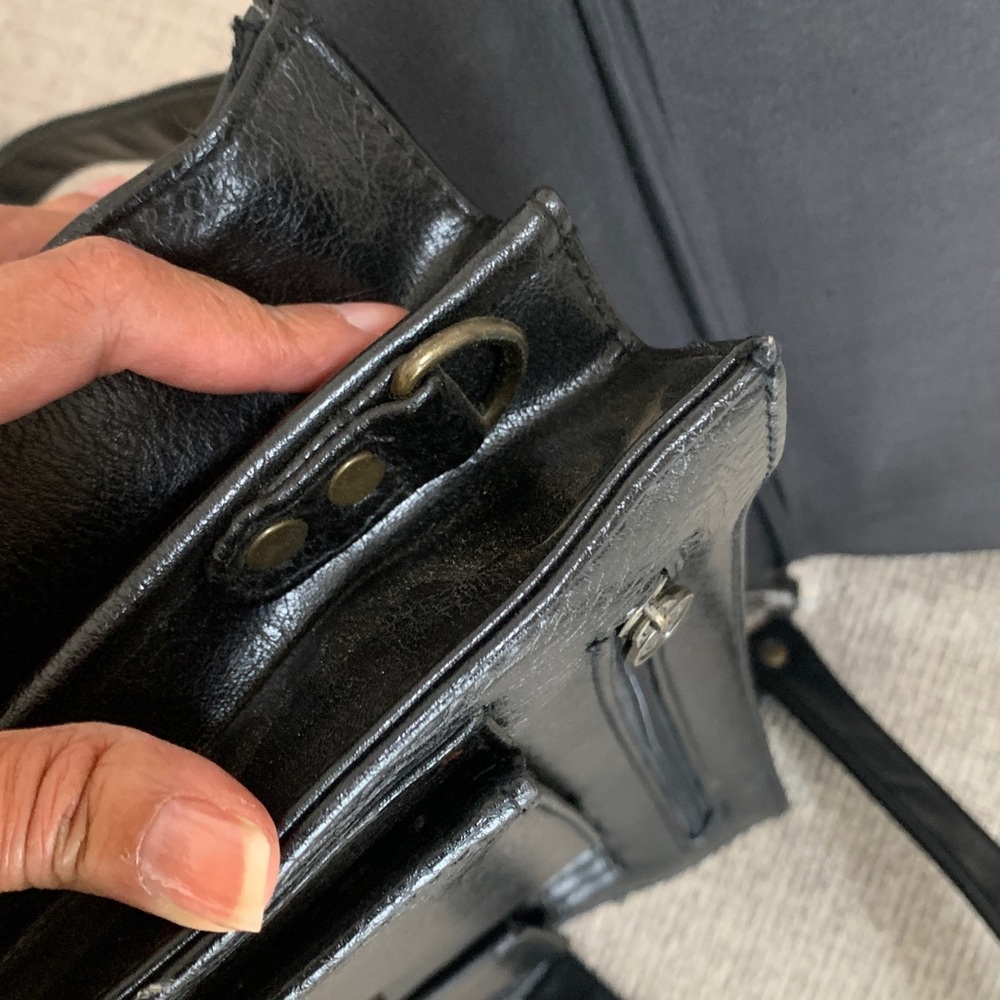 VINTAGE Elegant unisex Black work ofc briefcase Shoulder crossbody Bag w key 🔑 - Picture 16 of 17